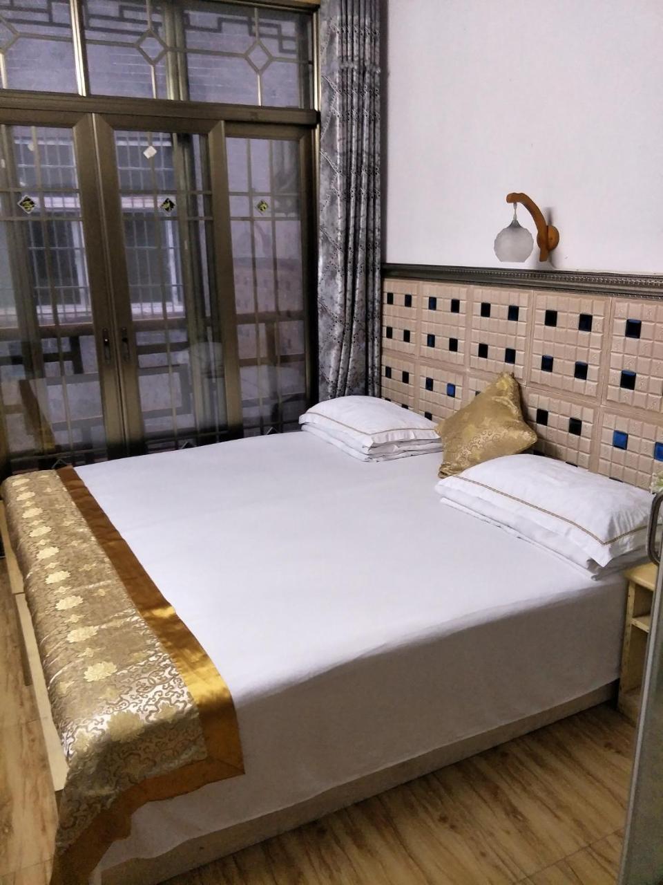 166 Inn Fenghuang County Exterior photo